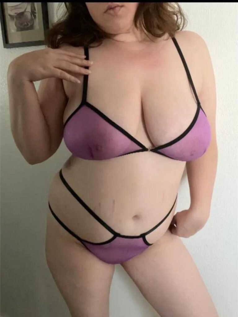 Anonymer Telefonsex mit kurviger Lady